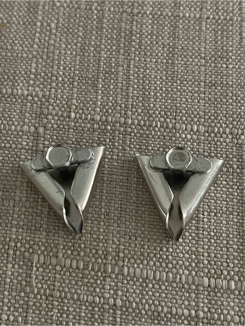 Hand-Engraved Triangle Silver Button - Picture 8 of 8